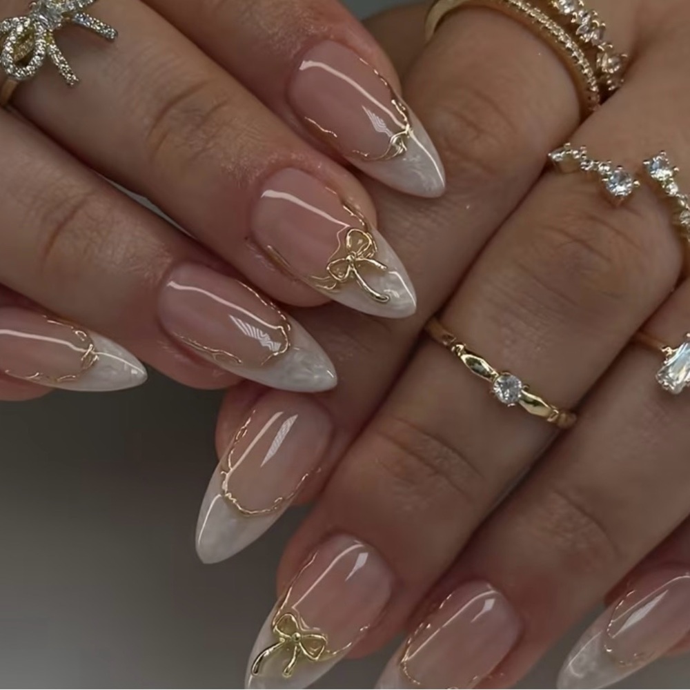 Press On Nails Bow tie Gold accents